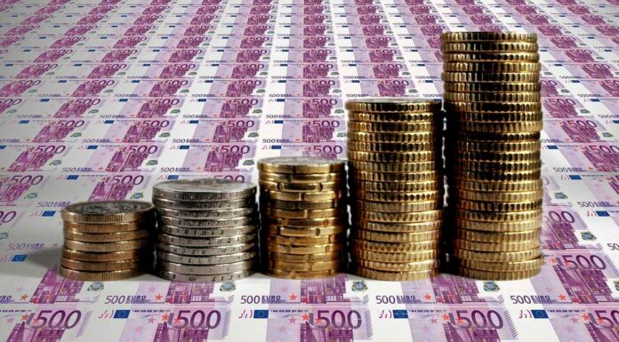 Nejzadluženější je Francie. Vzrostl i český státní dluh nejzadluzenejsi_Francie