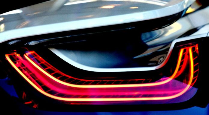 Trh s elektromobily v ČR nevzkvétá