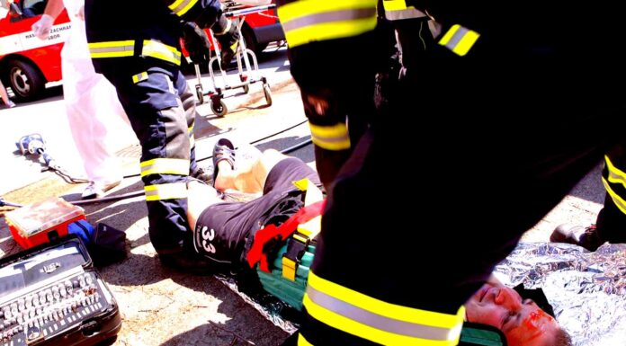 Mladí řidiči se lepší, ale staří řidiči se horší Mladí řidiči S