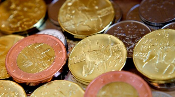 Průměrná hrubá mzda vzrostla na 34 105 Kč průměrná hrubá mzda