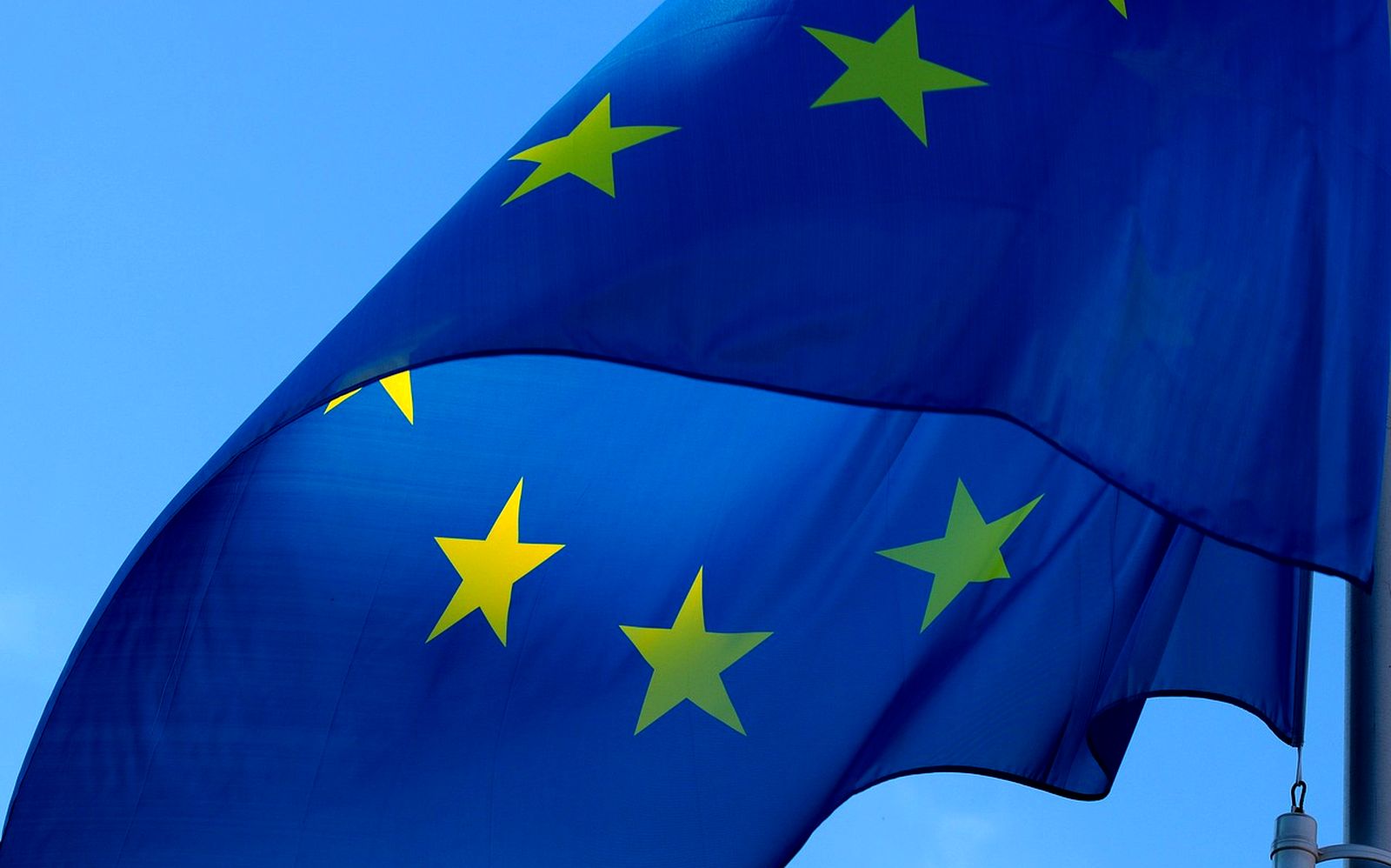 EU EU
