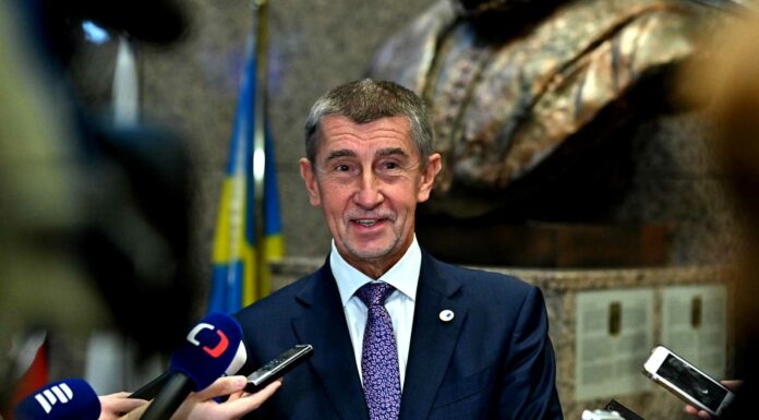 Státní rozpočet je po třech plusových letech znovu v minusu Státní rozpočet AB