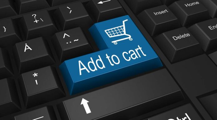 Dárky letos nakoupilo přes internet cca 80 % Čechů přes internet