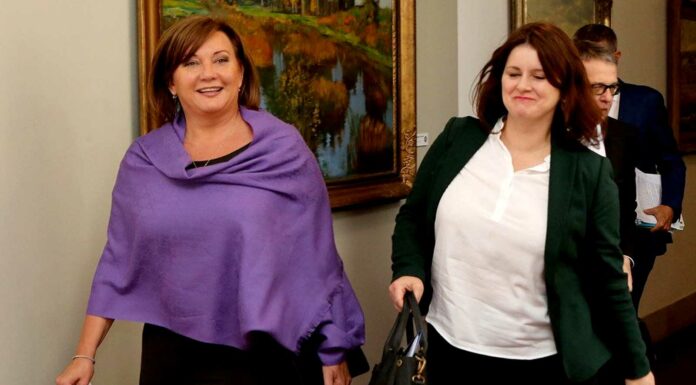 Maláčová sáhla návrhem penzijní reformy Schillerové do daní penzijní reforma