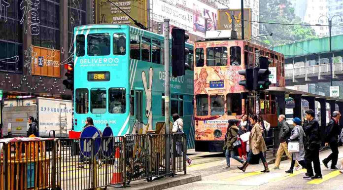 Hongkong omezí daň ze zisku a firmám dá zvýhodněné úvěry Hongkong