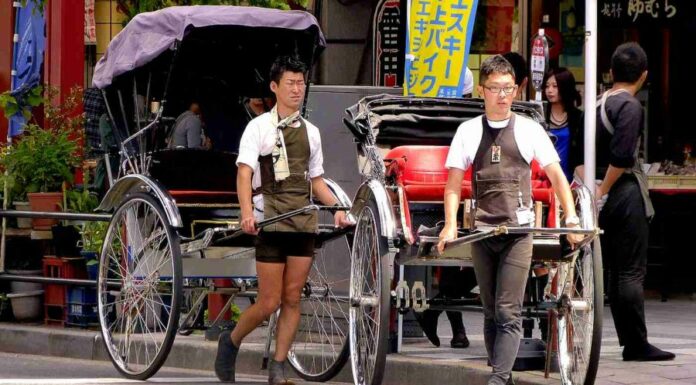ČNB srovnala vývoj v Japonsku a eurozóně a varuje před riziky Japonsko