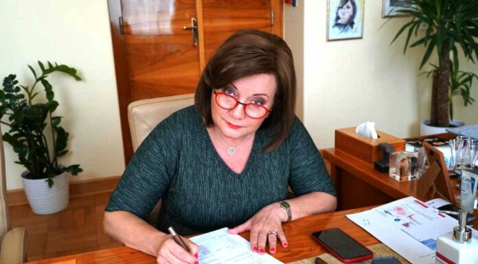 MF ČR potvrdilo schodek 200 miliard. Peníze si Česko půjčí schodek