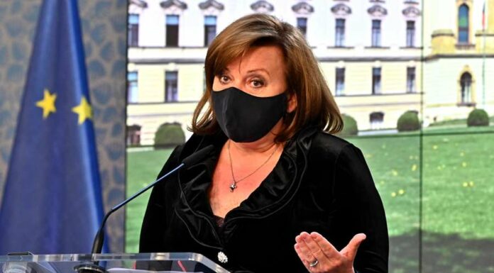 Vláda schválila daňové úlevy pro firmy a podnikatele danove_ulevy