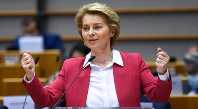 EK chce podpořit unijní ekonomiku hlavně nevratnými dotacemi unijni