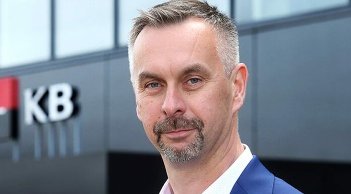 PODCAST: Firmy řeší nedostatek likvidity, říká David Formánek David_Formanek_KB