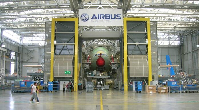 Propad Airbusu a Boeingu nutí k propouštění i české firmy propousteni