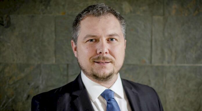 Karlovy Vary dostaly druhou facku, říká šéf Thermalu V. Novák Karlovy_Vary_Vladimir_Novak