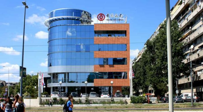 Čínské státní bankovnictví čelí nespláceným úvěrům cinske