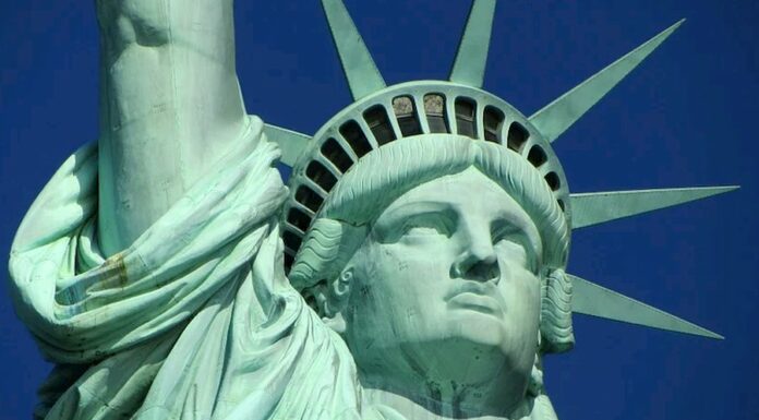 USA potvrdily rekordní růst za 3. čtvrtletí i další balík pomoci ctvrtleti