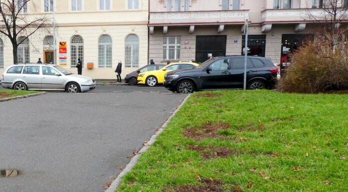 Důvěra firem i lidí v ekonomiku po dvou měsících znovu vzrostla v_ekonomiku