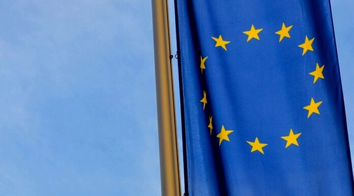 Ekonomika EU loni propadla o 6,4 %. Eurozóna pak o 6,8 % ekonomika_EU
