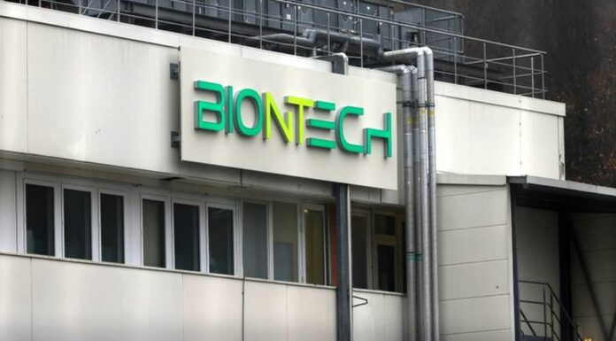 BioNTech začal s výrobou vakcíny Comirnaty v Marburgu BioNTech