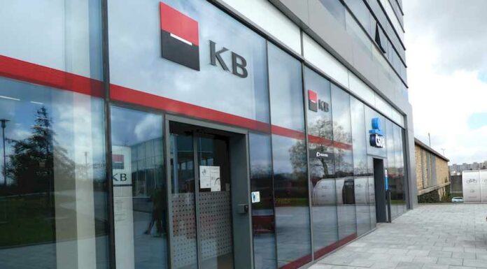 Komerční banka střídá Českou spořitelnu v Garančním systému FT Komercni