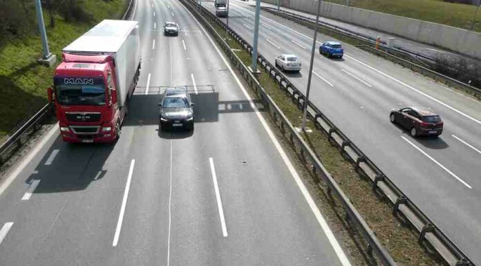 Nejdražší benzin a nafta je v Praze, nejlevnější v Děčíně benzin