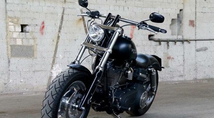 Průměrné stáří v Česku registrovaných motocyklů je 33 let motocyklu