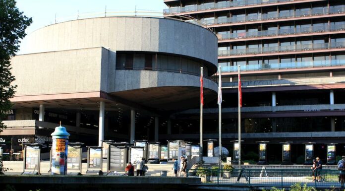 Rekonstrukce karlovarského hotelu Thermal se prodražuje Thermal