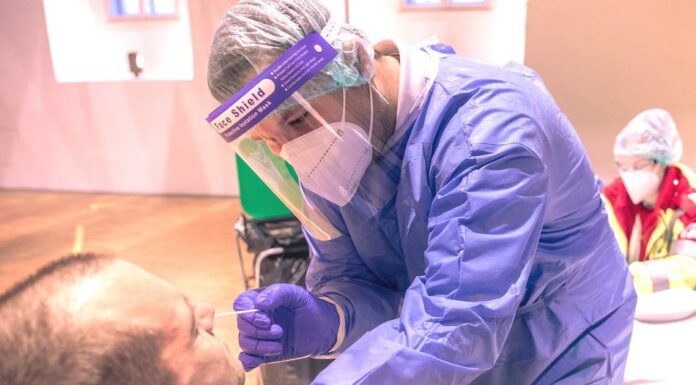 Nově uznaná bezinfekčnost ulevuje zaměstnancům od testů uznana_bezinfekcnost