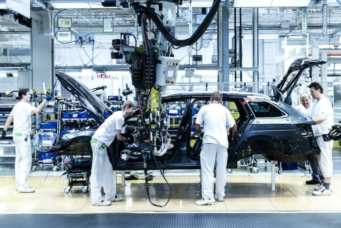 automobilovem automobilovem