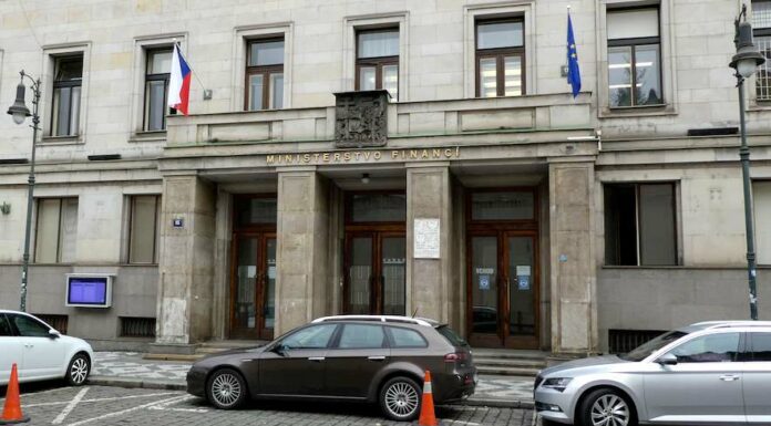 Deficit státního rozpočtu v červenci stoupl o 15 miliard korun statniho_rozpoctu