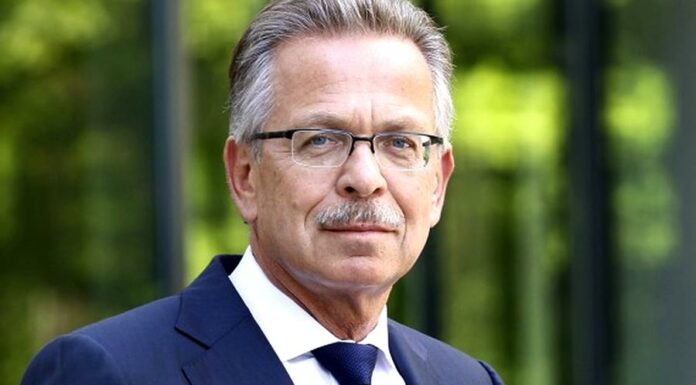 Jsme příliš závislí na Asii, uvedl Franz Fehrenbach z Bosche Asii