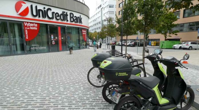 Průměrná splátka hypotéky je teď kolem 20 000 Kč měsíčně splatka_hypoteky