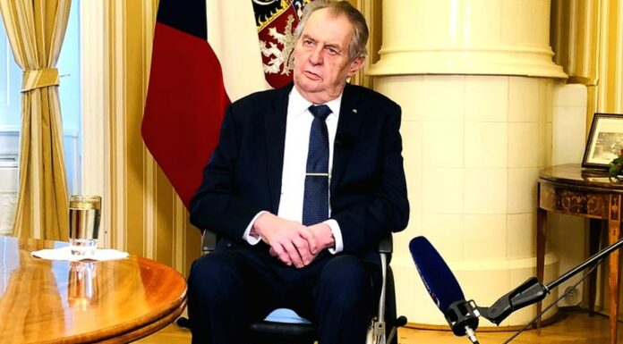 Prezident Zeman v otázce Ruska přiznal, že se mýlil Zeman
