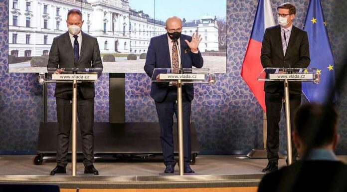 Snížením platby za státní pojištěnce vláda rozpoutala válku platba_za_statni_pojistence