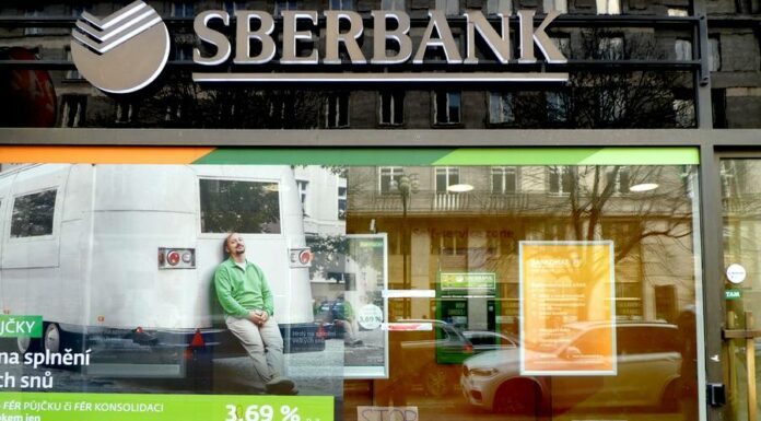 Konec Sberbank CZ se dotkne i výplaty přeplatků a podpor Sberbank_CZ