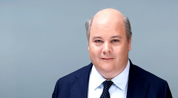 Mortier: Když vyhraje Emmanuel Macron, trhy to přivítají macron