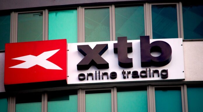 XTB hlásí rekordní čtvrtletní zisk i 55 tisíc nových klientů XTB