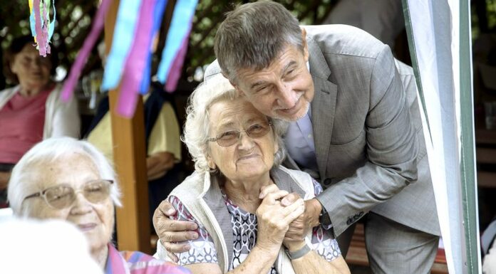 Babiš ví, jak na drahotu. Šest tisíc pro důchodce a nulová DPH hnuti_ANO