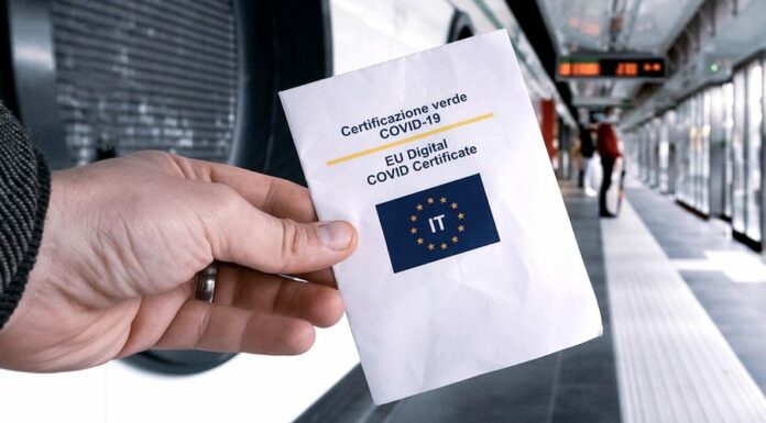 Certifikátům o očkování proti covidu v EU ještě neodzvonilo proti_covidu
