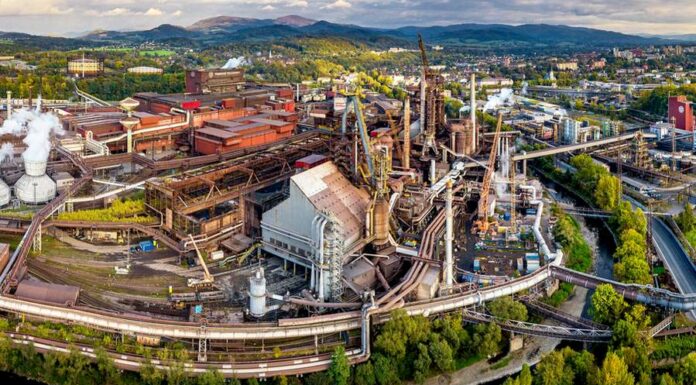 Třinecké železárny uzavřely loňský rok ziskem 1,3 mld. Kč trinecke_zelezarny