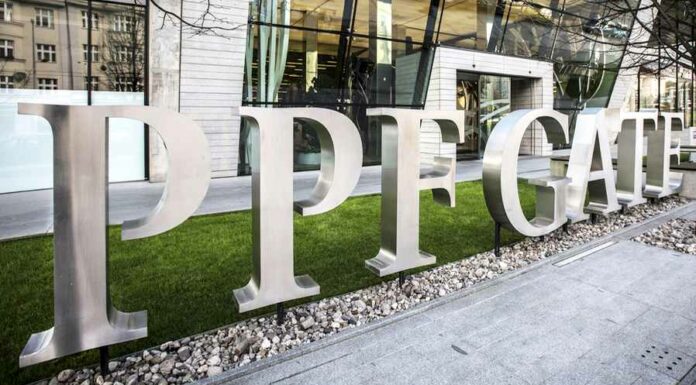 PPF je opět v černých číslech. Její aktiva přesáhla bilion Kč PPF