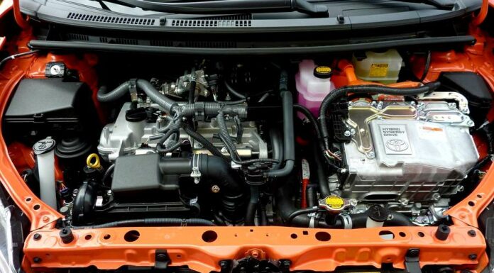 Zákaz spalovacích motorů je holý nesmysl, píše petrolejář spalovacich_motoru
