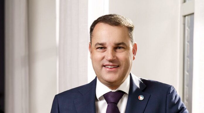Mojmír Hampl jde do čela Národní rozpočtové rady Hampl