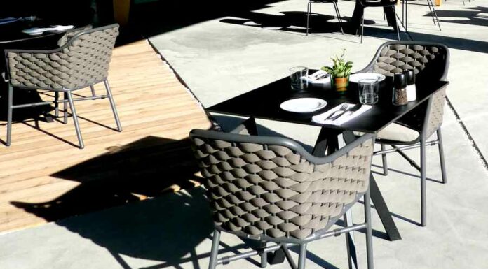 Českým restauracím dál ubývají hosté na oběd obed