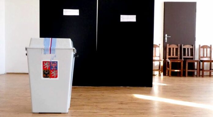 Hnutí SPD v preferencích přeskočilo vládní ODS preferencich