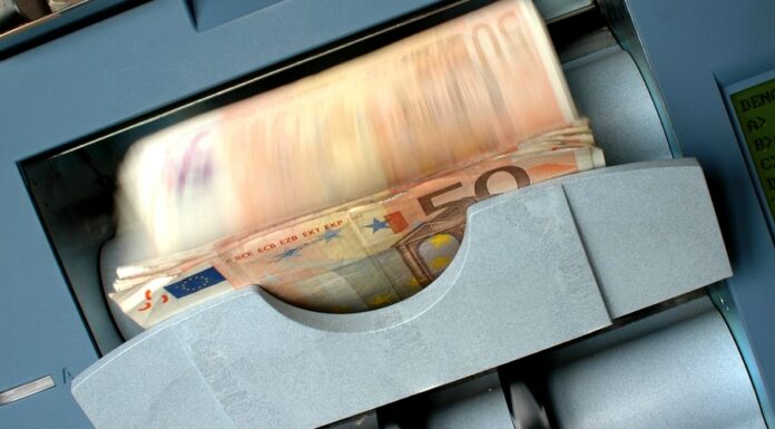 Masivní odliv dividend zválcoval český běžný účet bezny_ucet