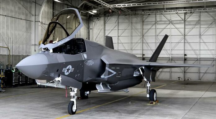 Ministerstvo obrany poptalo cenu F-35 Lightning II obrany
