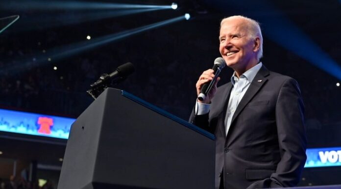 Demokraté uhájili Senát. Joe Biden se těší na další roky Biden