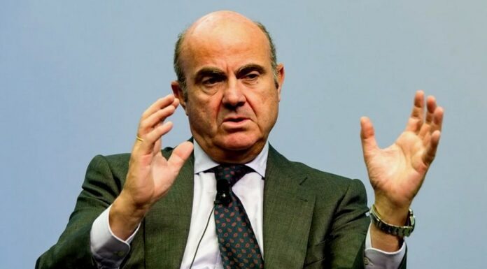 Viceprezident ECB hájí zvyšování sazeb v eurozóně