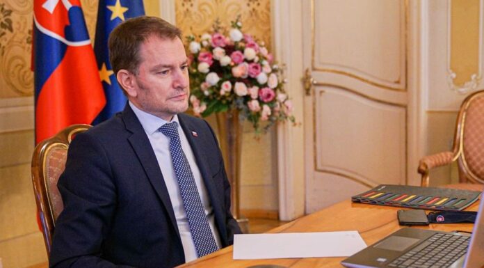 Nad Tatrou sa blýska. Slovensko nejspíš čekají předčasné volby Slovensko