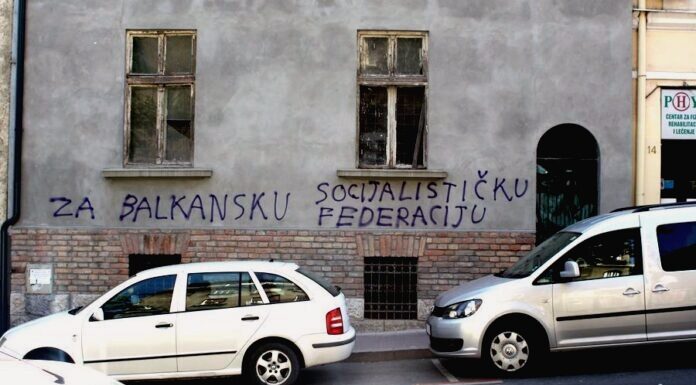 Napětí mezi Srby a Albánci v Kosovu znovu sílí v_Kosovu