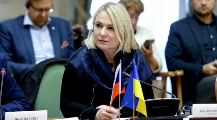 Ukrajina přesouvá část výroby zbraní do Česka zbrani